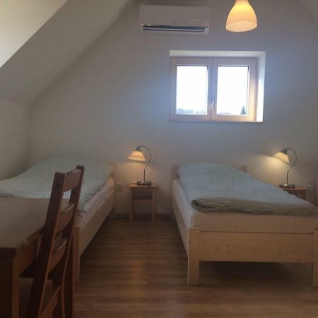 Vamosi Vendeghaz Apartment Nemesvámos Екстериор снимка
