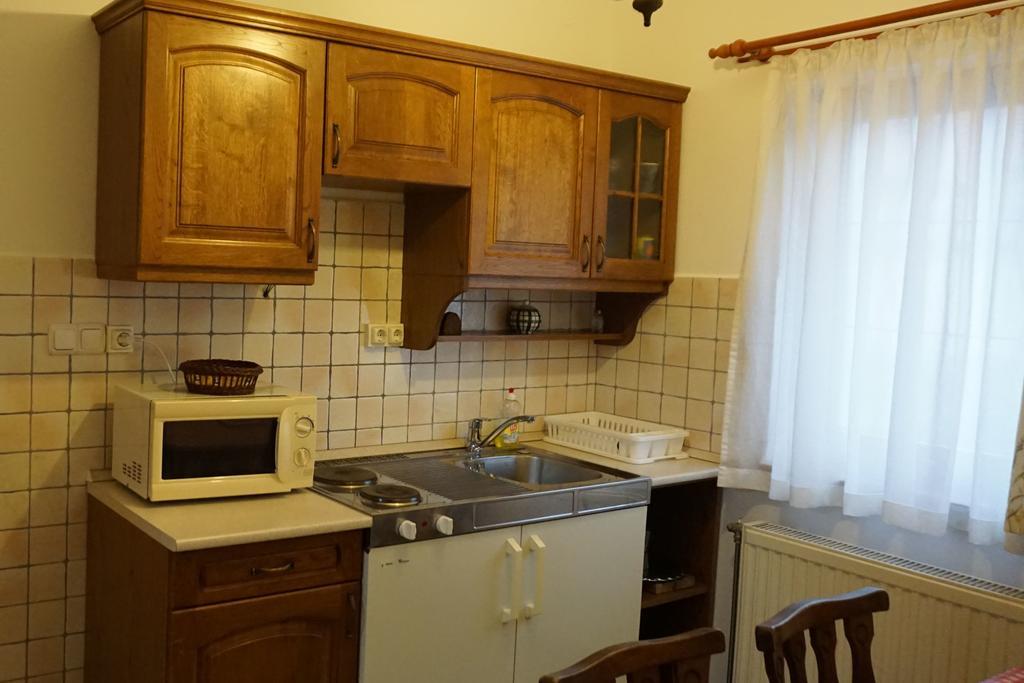 Vamosi Vendeghaz Apartment Nemesvámos Екстериор снимка
